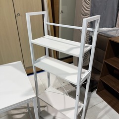 パソコンデスク　ラック付きの画像