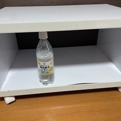 無料　引き取り　限定　テレビ台　TVの画像