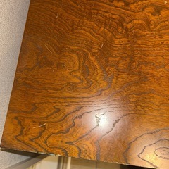 木製のタンスの画像