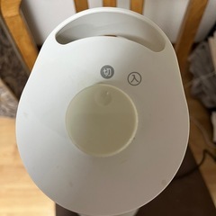 ミニカーボンヒーター シィー・ネット CECL601 WHITEの画像