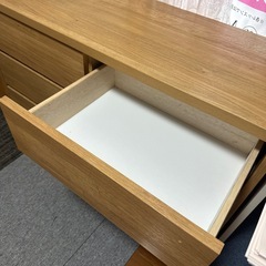 3段タンスの画像