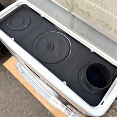 札幌市内配送可 燃焼確認済み 美品 24年製 コロナ 煙突式輻射石油ストーブ SVD-70BSR 木造18畳/コンクリート29畳の画像