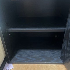 黒 棚 ドア付きの画像