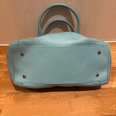 未使用　カポヴェルソ　ハンドバッグの画像