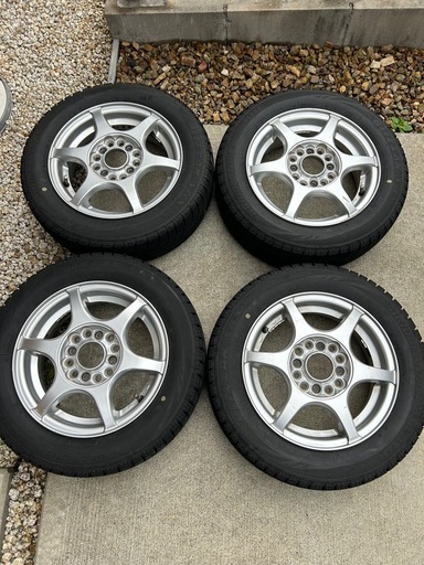 エブリィ　ワゴン　スタッドレスタイヤ