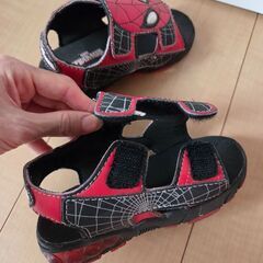 スパイダーマン　サンダルの画像