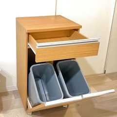 分別ペールカウンター　キッチンカウンター　キッチンキャビネット　分別用ごみ箱　ゴミ箱　ニトリ　の画像