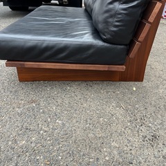 美品.ソファー.カッコいいの画像