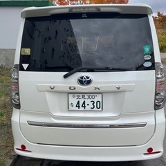 TOYOTA ヴォクシー の画像
