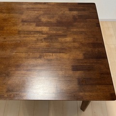 ダイニングテーブル　4人掛け用　の画像