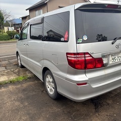 トヨタ！アルファード！8人乗り！4WD！10万キロ！の画像