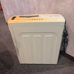 SIS MONICAクロスカットシュレッダー ホワイト CB590X-WH の画像
