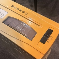 SIS MONICAクロスカットシュレッダー ホワイト CB590X-WH の画像