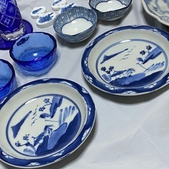 山水図　絵付け　輪花皿　切子グラス　お二人様セット　当時の未使用品 
全12点です。の画像