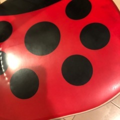 てんとう虫のイスの画像