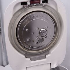 Panasonic パナソニック 3合 炊飯器 圧力IH式 配達設置対応・一ヶ月保証 Wおどり炊き Jコンセプト SR-JW057 豊穣ホワイトの画像