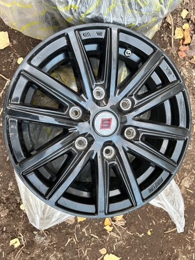 SEIN(ザイン)/15インチ/6穴/ホイール4本