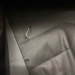 【ジャンク品】ゲーミングチェア(難あり)の画像