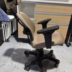 DUOREST デュオレストオフィスチェア DR-7501SP Used/キレイの画像