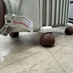 J3104　【リユースのサカイ柏店】De'Longhi デロンギ　オイルヒーター　JR0812-BR 参考価格27,000円  の画像
