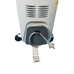 ●Delonghi デロンギ オイルヒーター HR031015EC 油入式 RADIA ホワイト 100V 1500Ｗ カバー付きの画像