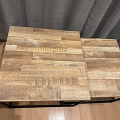 0円　美品使用4ヶ月ローテーブルの画像