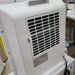 J1663【リユースのサカイ柏店】TEKNOS　テクノス　【新品】人感センサー付きセラミックファンヒーター　TS-P1222　参考価格11,880円の画像