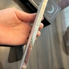 iPhone12pro SIMフリーの画像