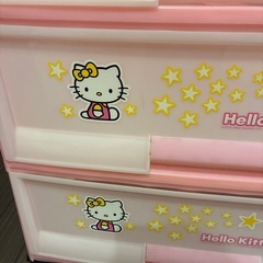 ハローキティ３段チェストの画像