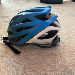 自転車ヘルメットの画像