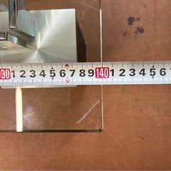 ★オシャレ★ガラステーブル センターテーブル ガラス天板 二段式 清掃済み・高さ約41cm×横幅140cm×奥行き80cm ※かなりの重量が有ります。2人でお越し頂くのをお勧めします。の画像