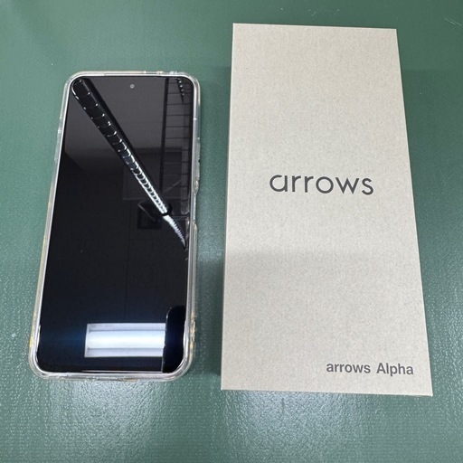 arrows Alpha M08 ホワイト SIMフリー 本体 防水防塵
