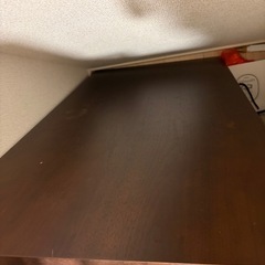 折りたたみ式のつくえ机の画像