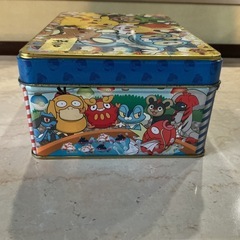 缶ケース🥫ポケモン⚡️お菓子缶🍭小物入れ💍空き缶ポケットモンスター傷•汚れ•サビあり💦カラフルの画像