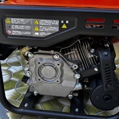  値下げ  
発電機 と 携行缶  値下げ可能 の画像