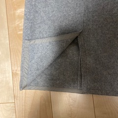 ウール100%スカートの画像