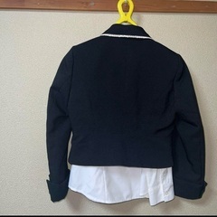 スーツ、発表会の画像