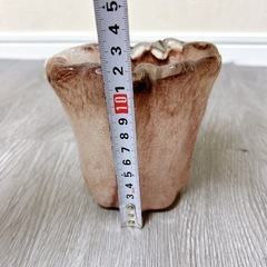 おしゃれなガラス製フラワーベースの画像
