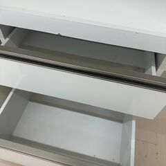 【ジャングルジャングル和歌山店】【Wa3127】食器棚　ダメージあり　リユースショップ リサイクルショップ 中古家具 中古家電 中古自転車 古着 冷蔵庫 洗濯機 エアコン 電子レンジ テレビ オフィス家具 ヴィンテージ アンティーク 和歌山市 岩出市 海南市 岬町 和歌山 大阪の画像