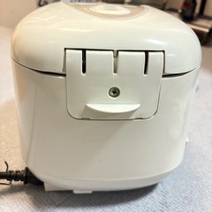 炊飯器の画像