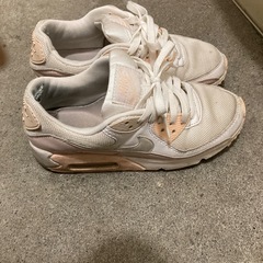 NIKE スニーカーの画像