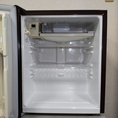 TOSHIBA 東芝冷蔵庫 1ドア GR-HB40A2L(T) 外形寸法 幅425mm x 奥行450mm x 高さ520mm 定格内容積39Lの画像