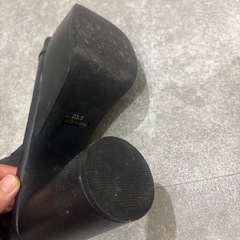 厚底ブーツ　靴の画像