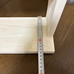 ハンドメイド飾り棚 縦型の画像