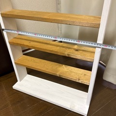 ハンドメイド飾り棚 縦型の画像