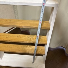 ハンドメイド飾り棚 縦型の画像