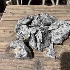 みかげ石砕石の画像