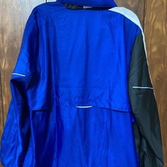 テニス　ウインドブレーカーの画像