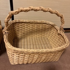 【無料】バスケット２個セットの画像