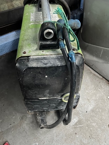 溶接機インバーター100.200兼用
、イクラ200V